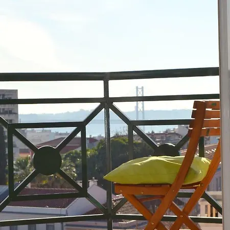 Rh Estrela 27, * Lizbona